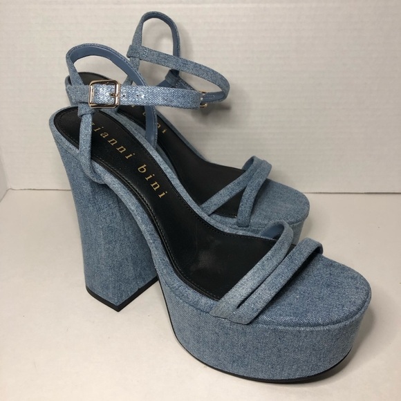 Gianni Bini Denim Blue Platform Sandals NWOT 8.5 - Picture 2 of 16